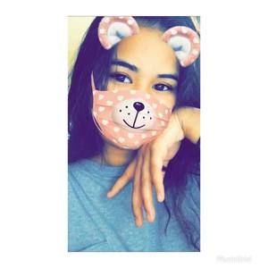 Meet your Posher, Naomi